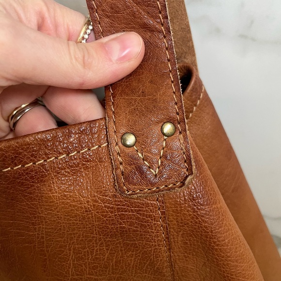 Alternative Cognac Brown  Leather Shoulder Bag - Picture 7 of 13